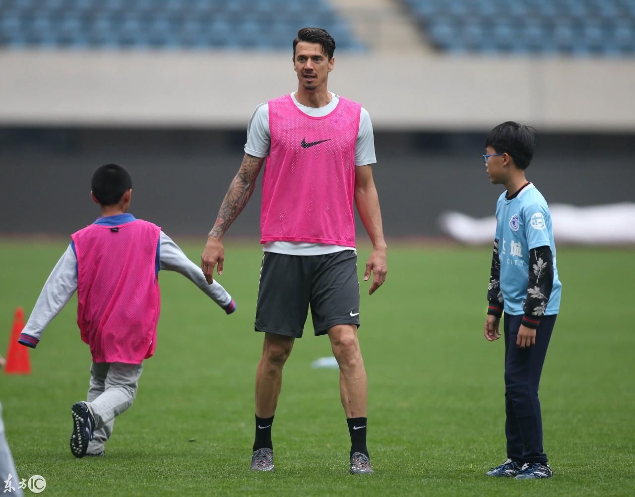 大连一方参加六一活动,卡拉斯科、冯特、穆谢