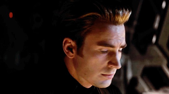 娜塔莎替代钢铁侠掌控复仇者联盟,《复联4》至