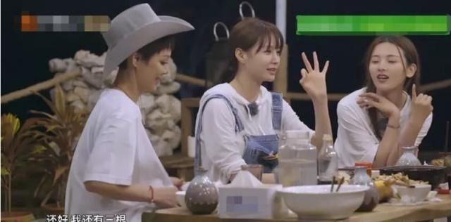 贾乃亮李小璐离婚坐实?贾乃亮节目玩游戏,动作