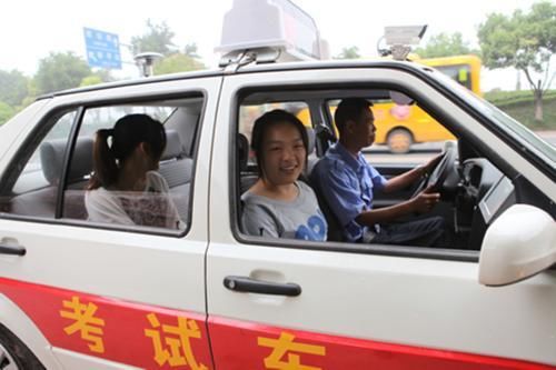 驾驶证科目三考试新规正式实施,越来越难考,务