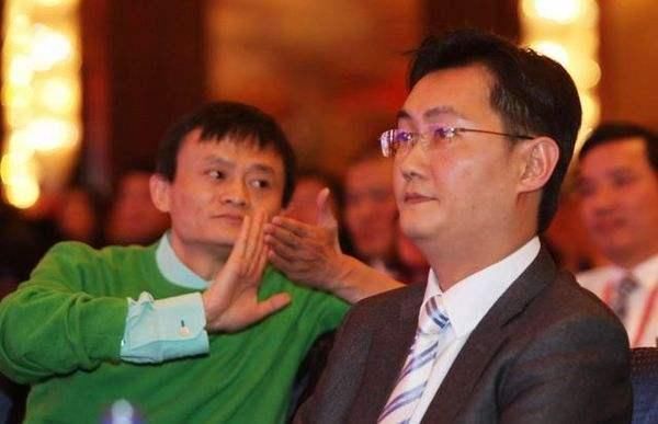 余额宝也不用抢了，与微信零钱通比，你更愿意把钱存在哪？