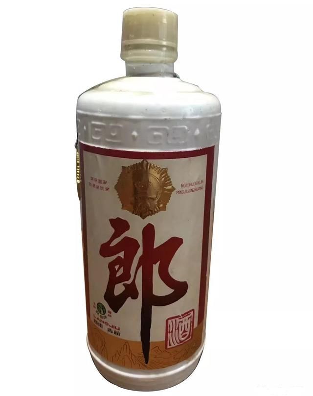 春节收藏饮用老酒 注意辨别图中细节 避免高价买来假冒！