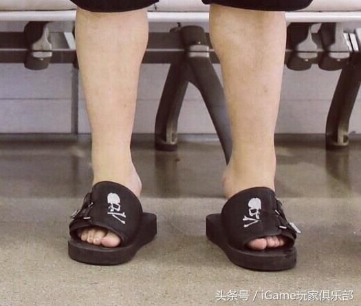 RNG出征MSI趣图:队员之间不和谐竟然是因为