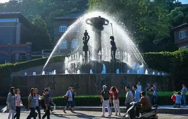 话题:外国人A股开户今松绑 五年前松绑的基金