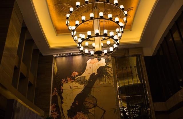 杭州的这家酒店 是CBD商圈的标志性建筑 还有