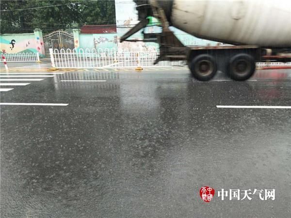 暴雨转战浙江等地 华南桑拿天愈演愈烈