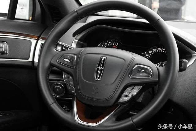 这款豪车比大众迈腾长5.9厘米,比A4L长10.7厘