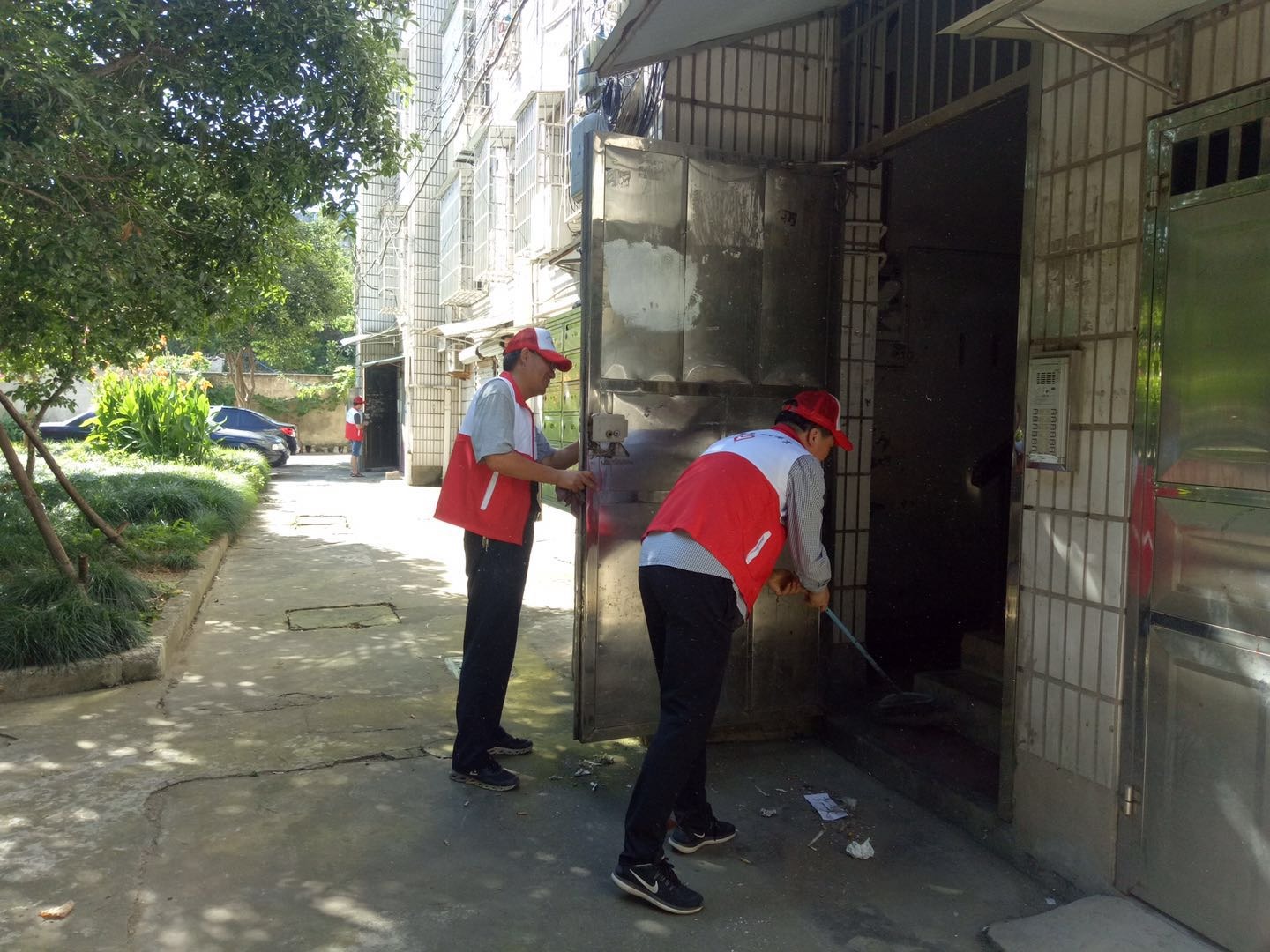 江北社区在职党员洁净社区志愿服务活动记录