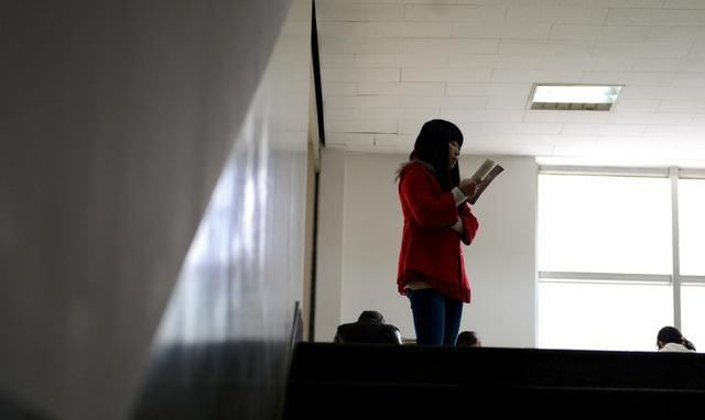 大学生在校证明