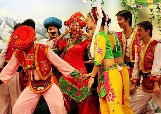 云南这地方去了就会踩大坑，随便进“洞房”，结果损失大几千……