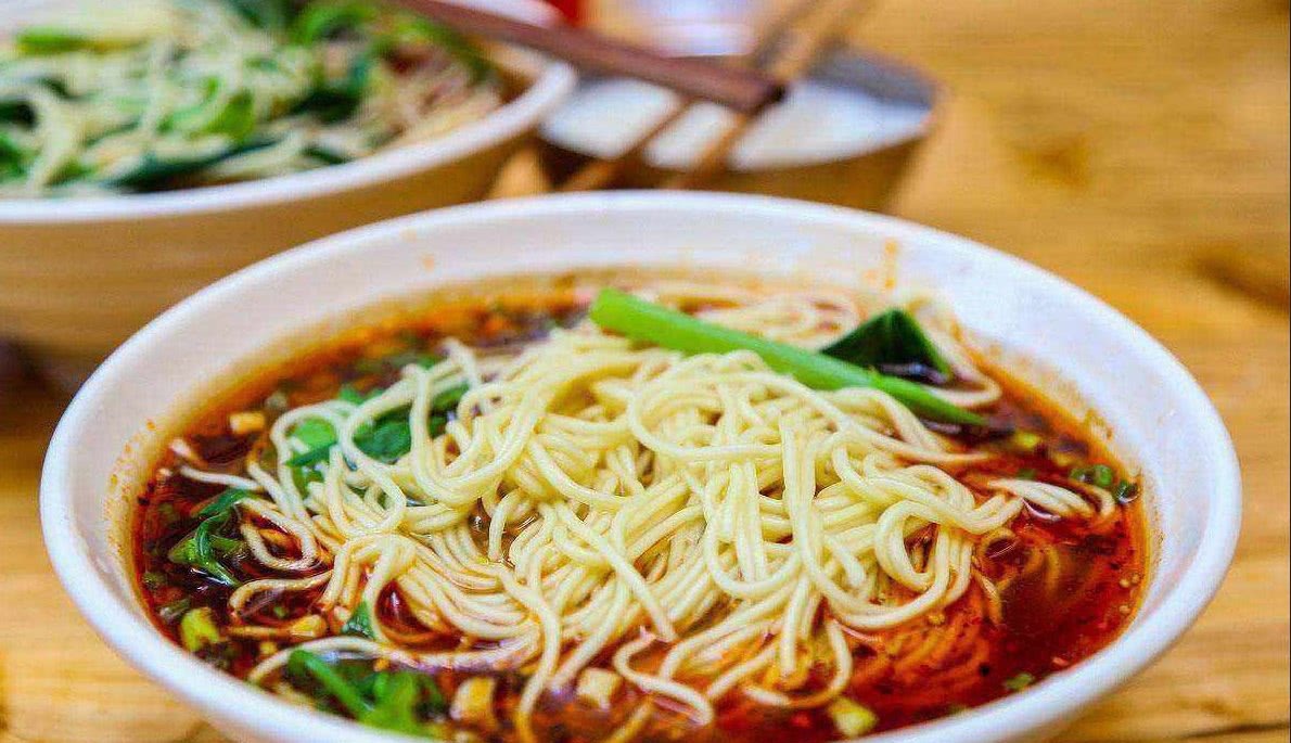 吴亦凡推荐面馆被整改,问题严重引众怒,网友:不