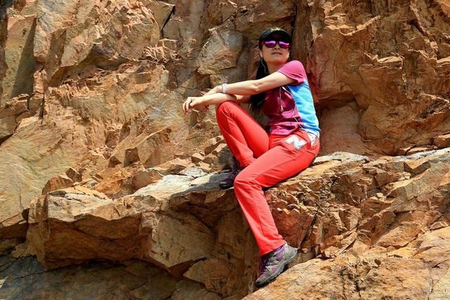 白山户外群关门砬子观映山红休闲一日游