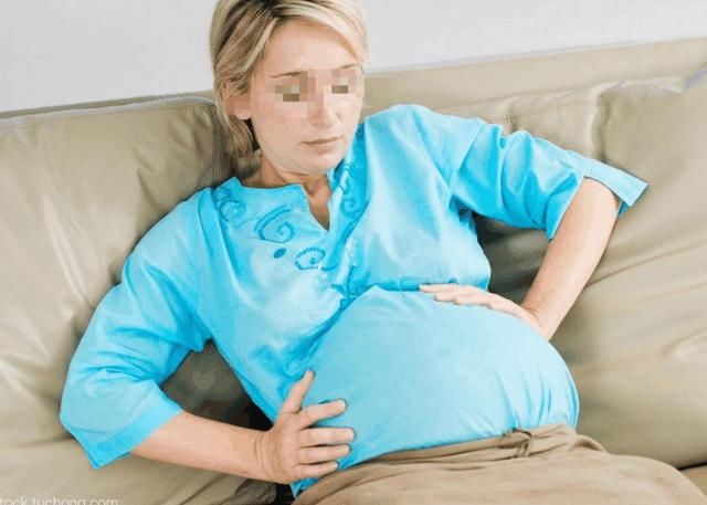 怀孕5个月的孕妇忽然流产,医生斥责腹痛时为什