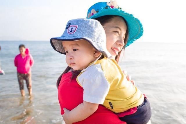 一家人甜蜜的三亚亲子游