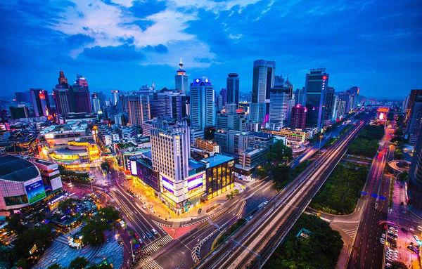 中国十大最美城市夜景 三大网红城市齐聚