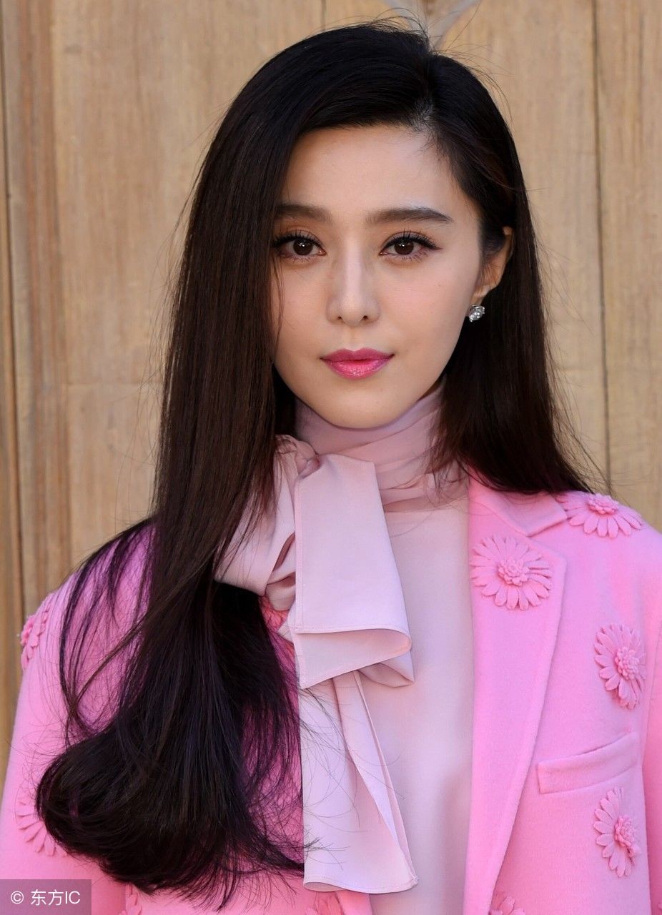 范冰冰,微胖的美眉,精致的五官,白皙水嫩的肌肤