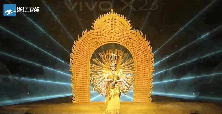 关晓彤跳千手观音,被中国残疾人艺术团指侵权:你们被李鬼忽悠了