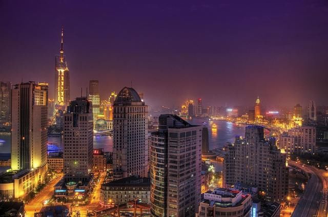 外国人问:为何在国外的中国学生都认为中国是世界上最好的国家?