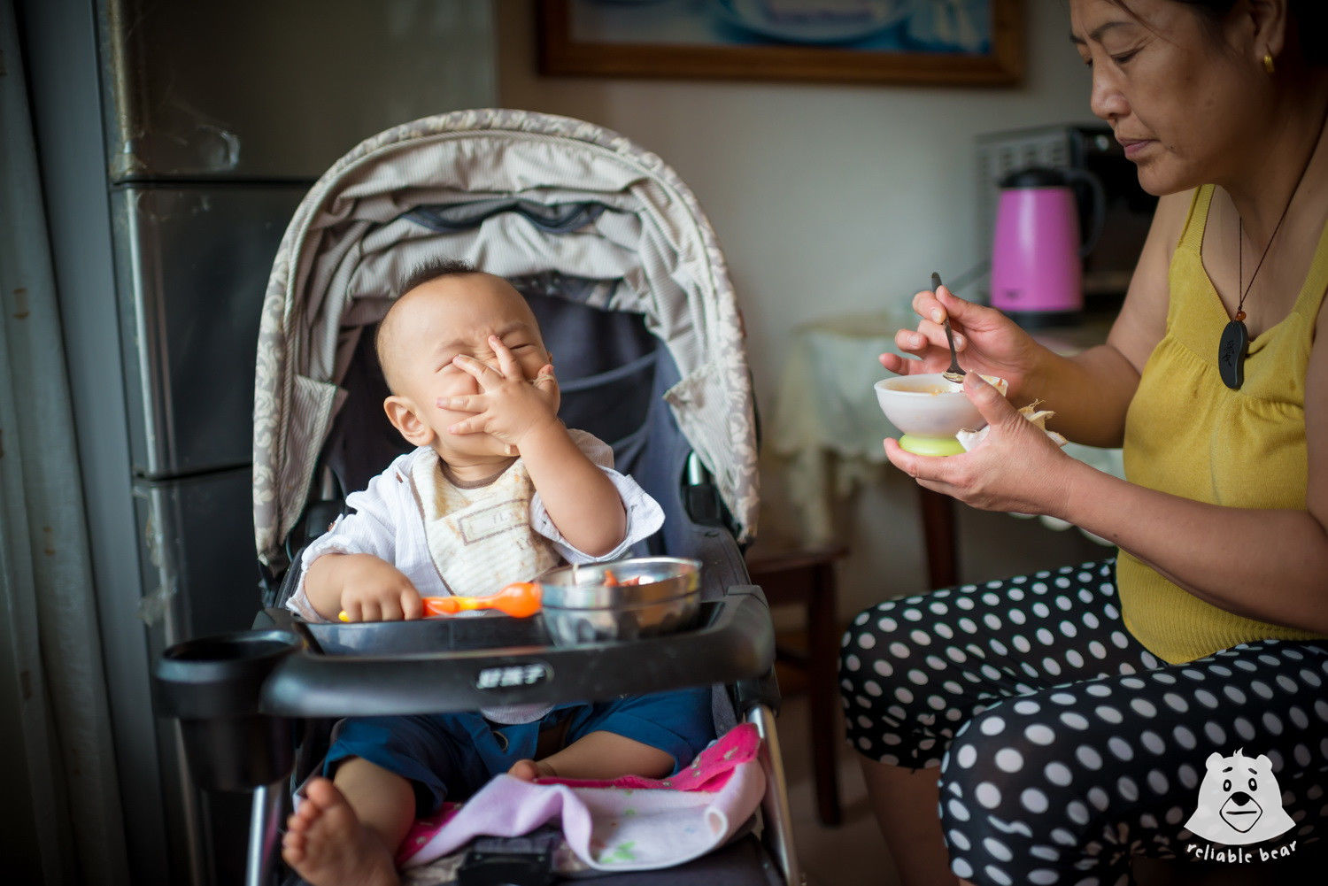 妈妈们头疼的问题之“让孩子吃饭”