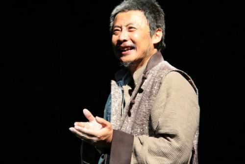 《水浒传》中武功最强的人是他,演技精湛,从不