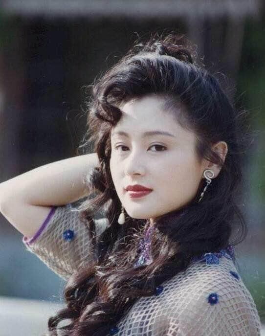 撕不掉的花瓶标签,靠美貌征服陈凯歌,陈红除了脸一无是处