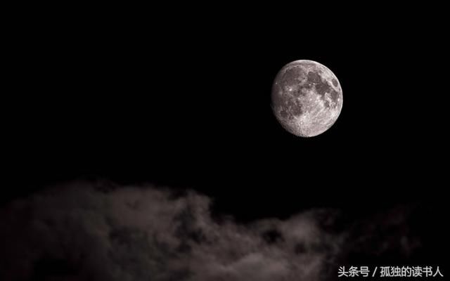 古代没有电,夜黑风高后女人们都做些什么呢?
