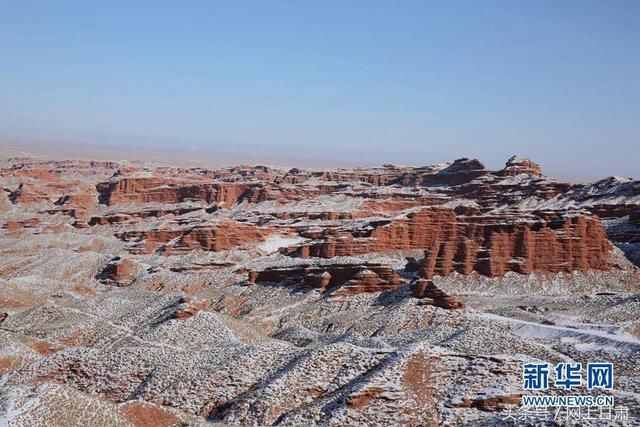 【大美甘肃】平山湖大峡谷“浴”雪美如画