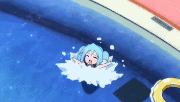 在水温较低的泳池游泳时也经常发