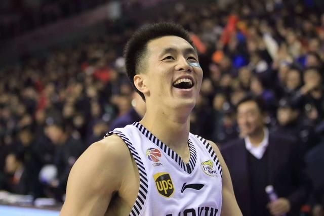 CBA全明星首发阵容无一外援!700万年薪的国