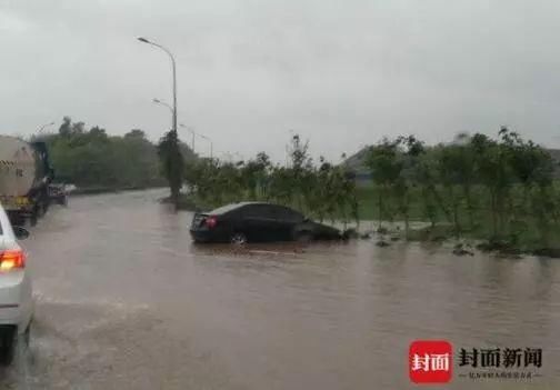 四川人，您订购的冷空气已到货，并附大风强降雨等赠品