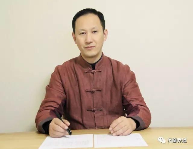 再见不能红着脸,与春季皮肤过敏说拜拜!