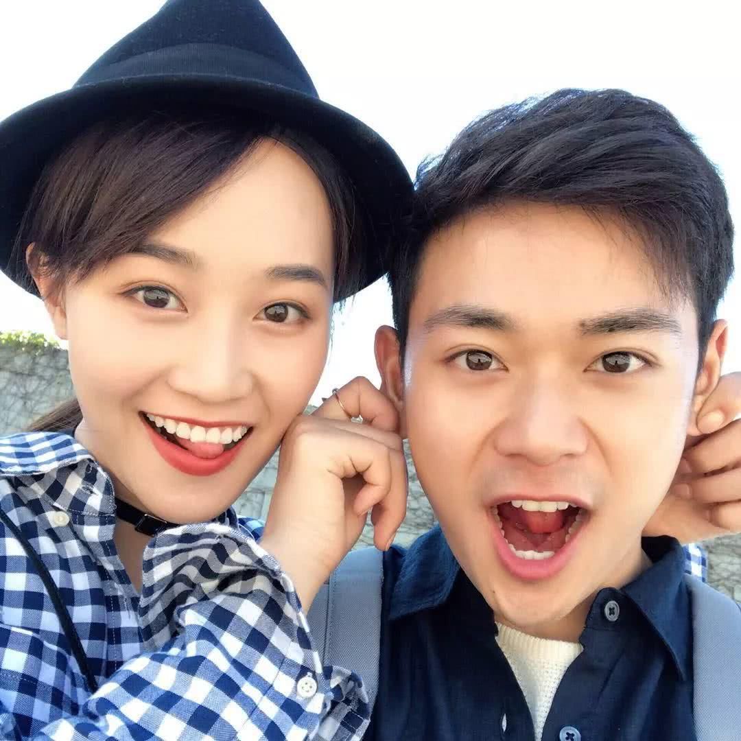 蓝盈莹曹骏庆祝相恋两周年,原来佛系情侣是这