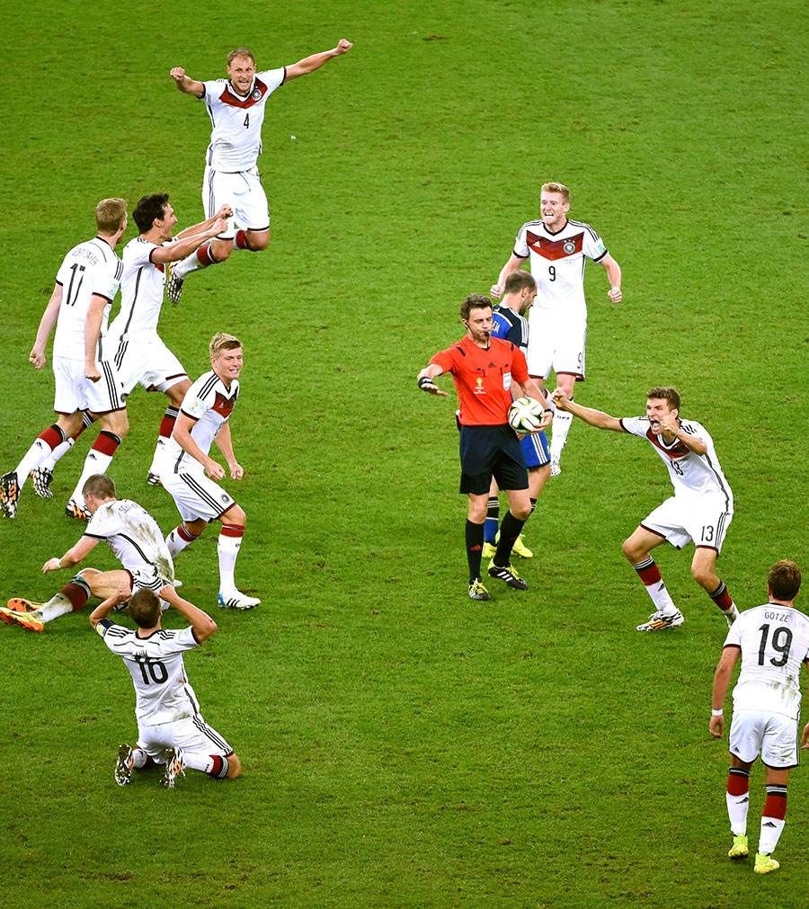 不斩无名之人:在单届世界杯上击败前冠军数量