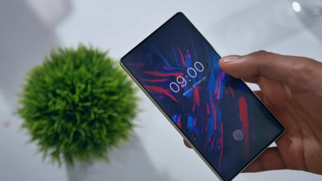 华为发布荣耀Magic2，却把小米MIX3炸出来，网友齐吐槽