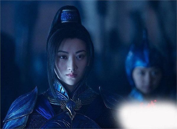 《芳华》背后之谜:为何冯小刚甩掉王朔,张艺谋