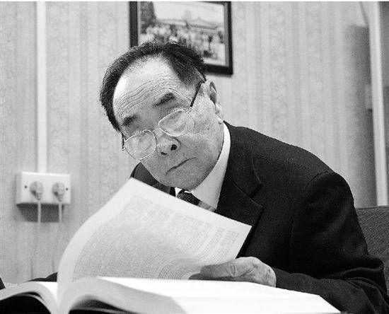 侯云德:让患者用上买得起的国产药