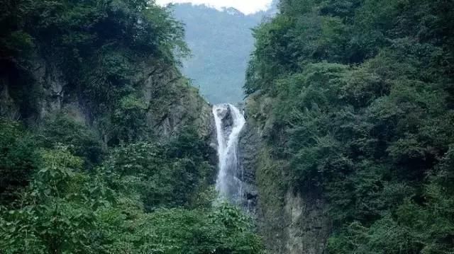 6月的成都最佳的旅行时间,去找一处清幽之处露