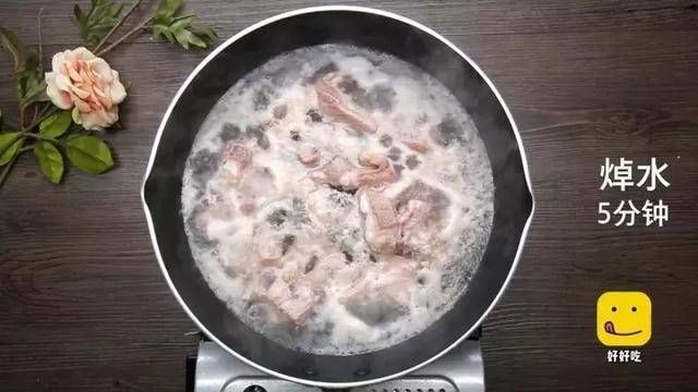 秘制红烧排骨,出锅后差点骨头都吃了!老香了!