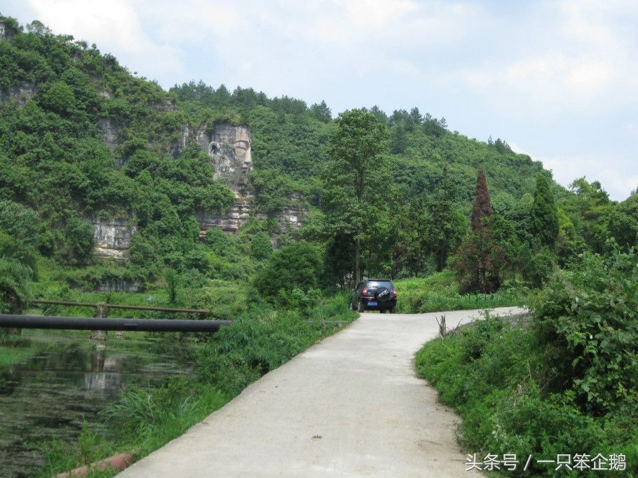 贵州大山里的一尊山体大佛，头部比四川乐山大佛还要高4米