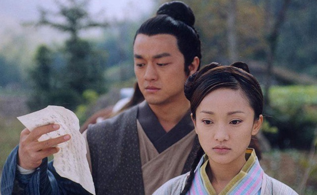 语文教材为何把金庸这3本小说中的3个章节选