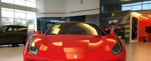 面对面实拍豪车,牵动你的心弦,科技感十足,极其奢华 优德w88