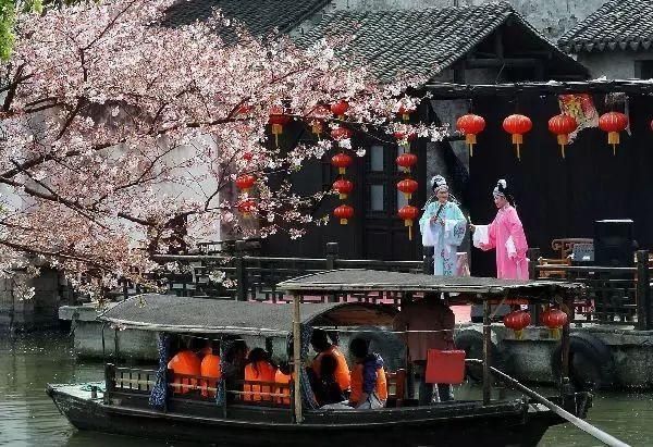 宋卫平操盘40亿的越剧小镇,堪称特色小镇与田园综合体融合的典范_【今日爆点】