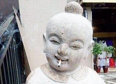 搞笑图片笑话段子不好笑你找我:你有驾照吗?