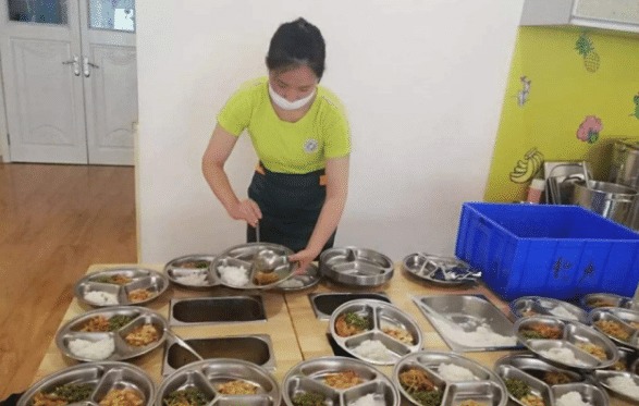 如何吃东西吃得很香