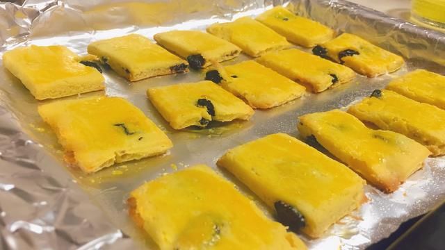 奶香浓郁的葡萄奶酥，咬一口就停不下来了