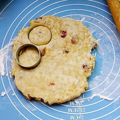 绿豆浆蔓越莓司康
