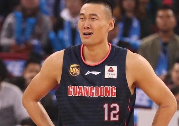 0分!0分!还是0分!苏伟连续三场没有得分,朱芳雨