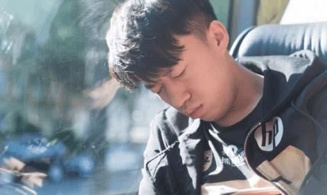 德杯RNG到底吸引了多少火力?圣枪哥:有rng还