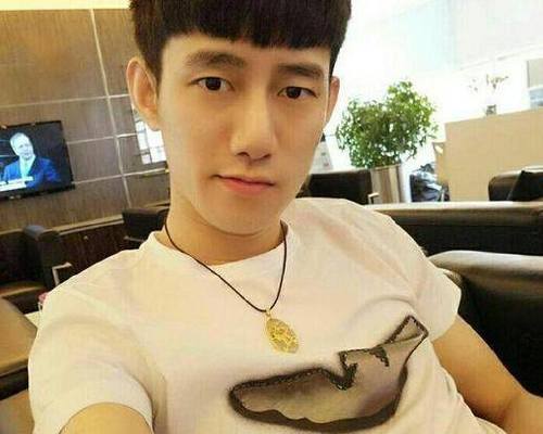 YY人气大变天!小洲赵小磊未进前五,阿哲仅排第