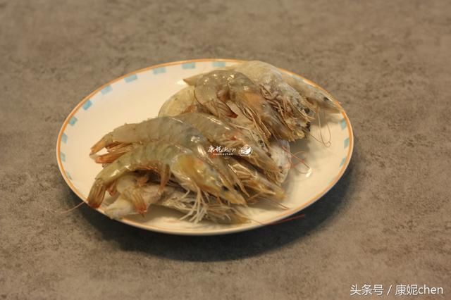 过年了，给孩子做这小吃，外脆内软，香浓鲜美，孩子吃补钙又长个